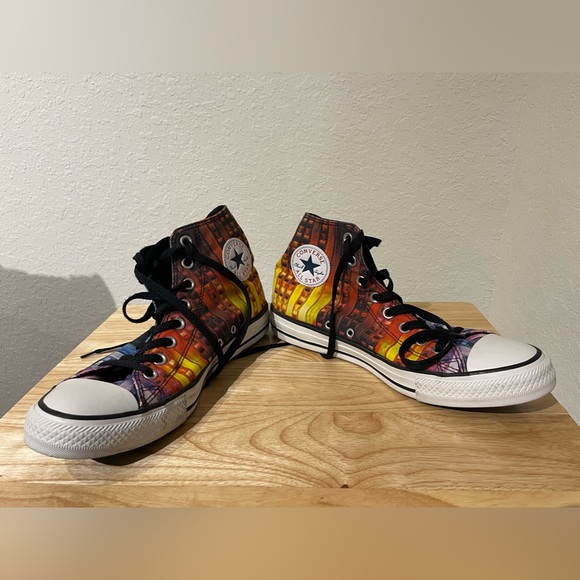 CONVERSE Chuck Taylor All Star New York Gay Pride Rainbow Multicolor Size 9 - Picture 6 of 7